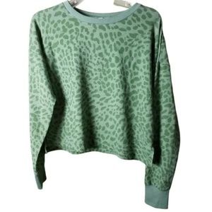 NEW Adrienne Vittadini Sweatshirt Green Leopard Print  Size Large